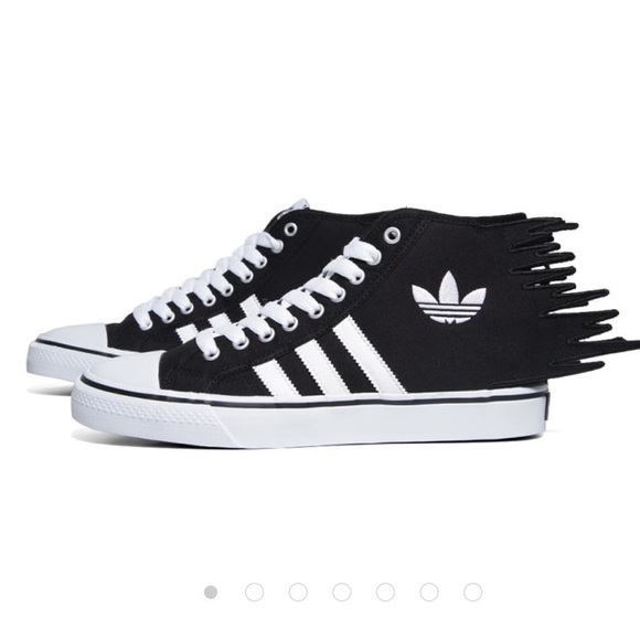 Jeremy Scott x Adidas Other - Jeremy Scott Nizza Jagged by Adidas size 10